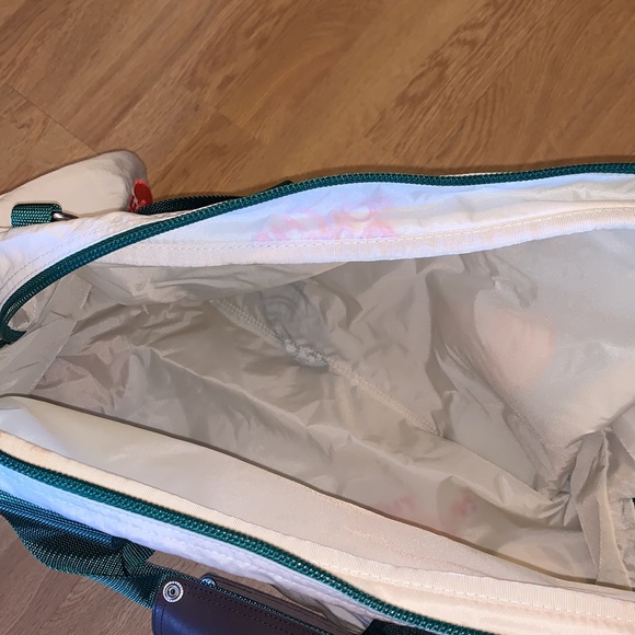 NWT The North Face Chapter One Colorblock Duffel Bag - Picture 11 of 14